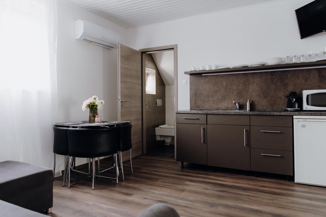 Nyirfa Apartman 본보야크바세기 외부 사진